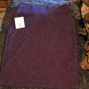 Very Cute LuLaRoe Cassie skirt.  Dark blue/dk pink